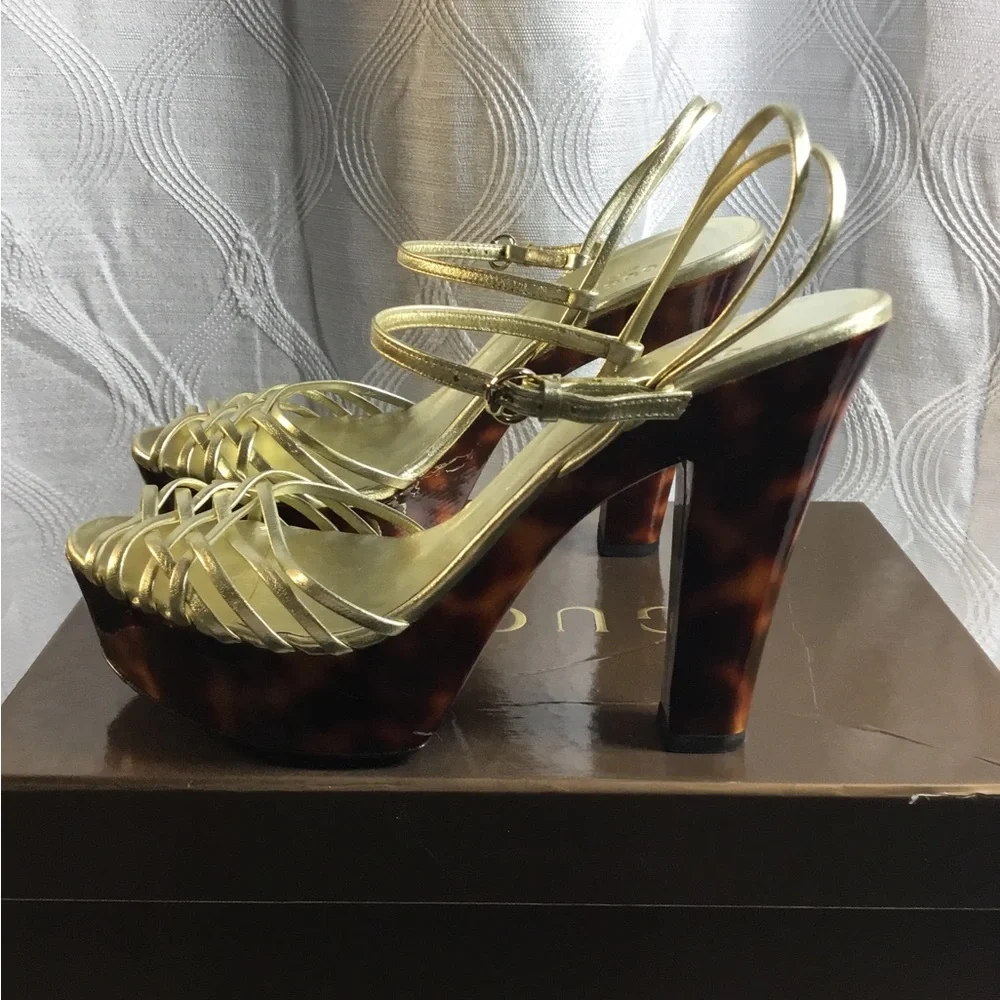 Gucci shiny metallic